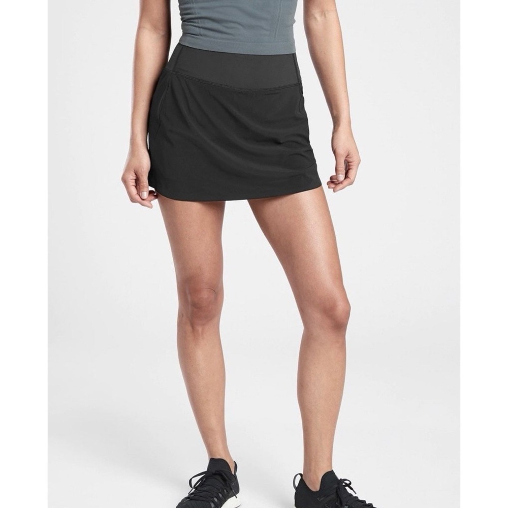 Athleta Run With It 14" Skirt Skort Athleisure Casual Women's Size Small Black